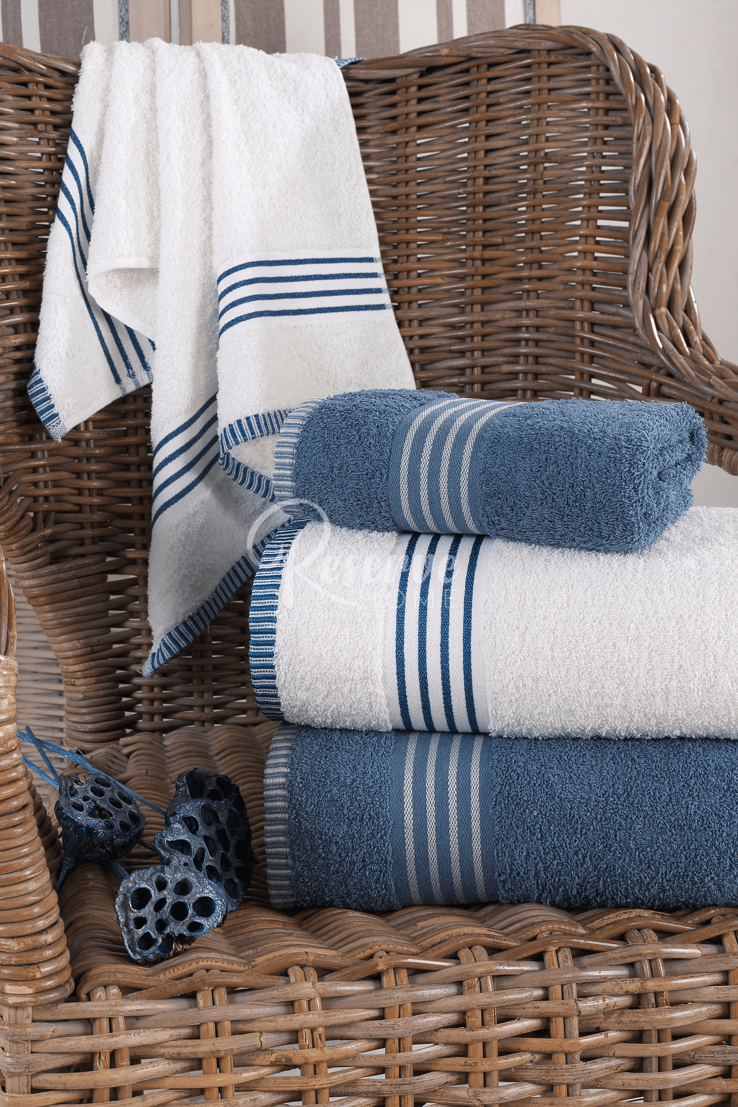 Oscar- 4'lü Banyo Havlu Seti Beyaz Mavi