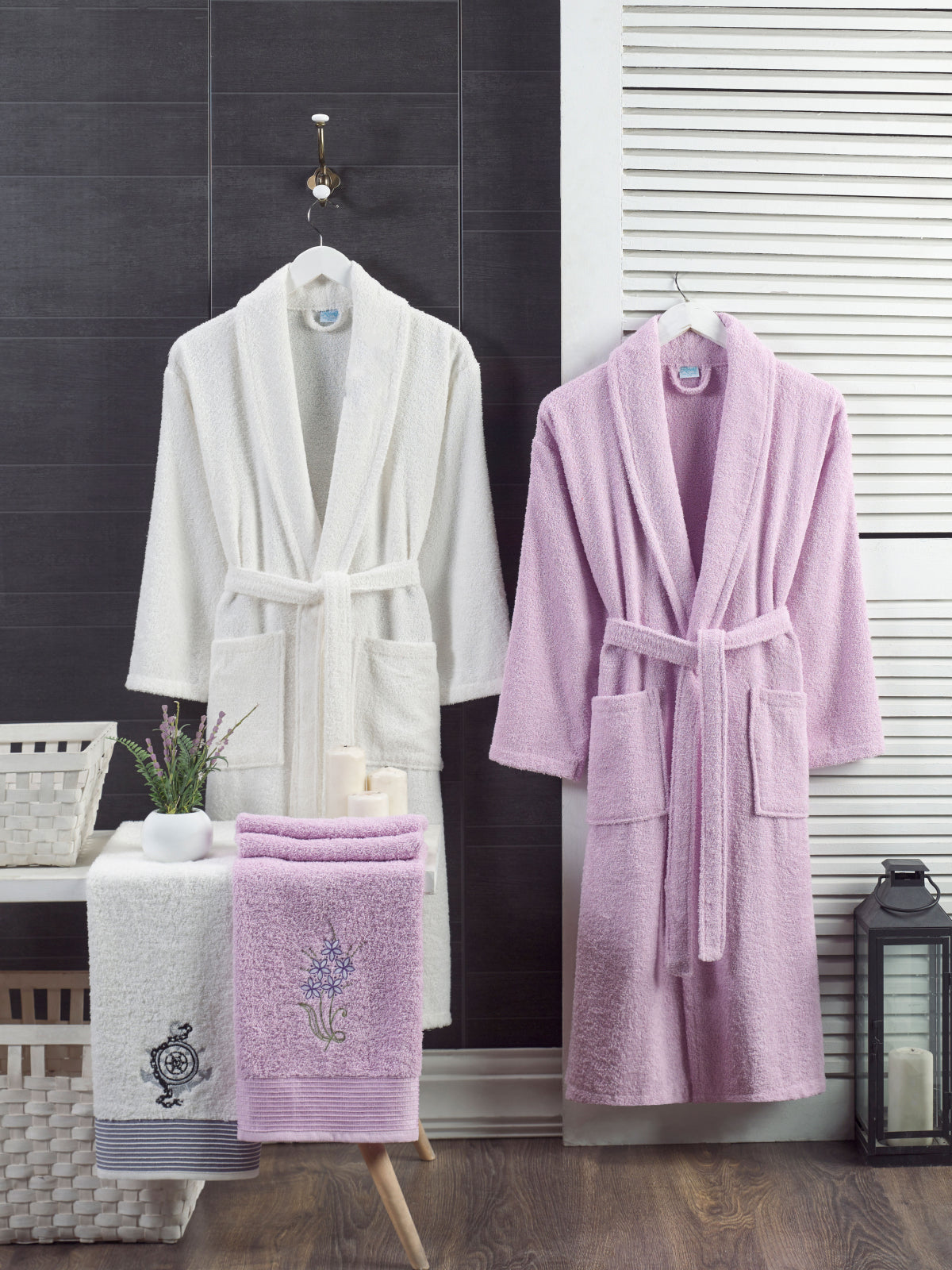 Berry - 4'lü Baş Havlulu Leylak-Krem(Dümen) Bornoz Aile Seti