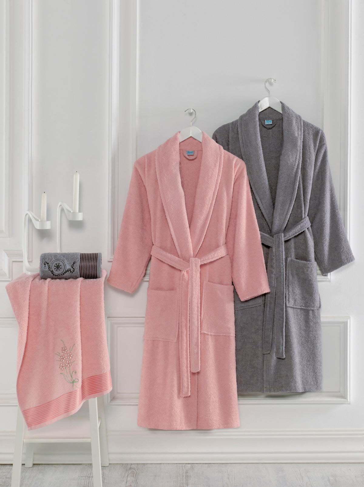Berry - 4'lü Baş Havlulu Pudra-Antrasit Bornoz Aile Seti
