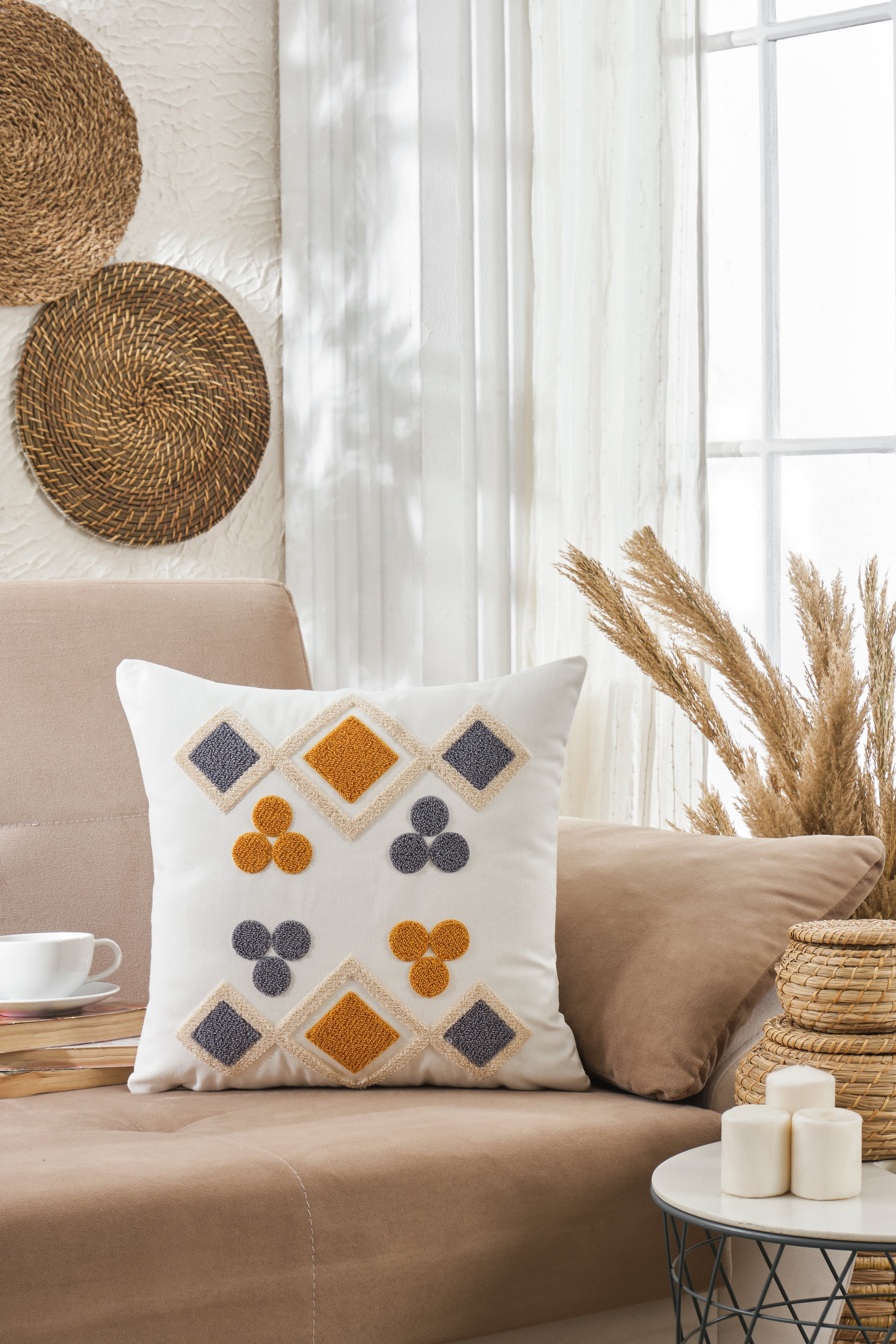 Yonca Punch Desen Kırlent Kılıfı 43x43 cm